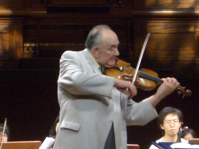 俄國小提琴大師維多皮凱森莫札特小提琴協奏曲全集暨示範教學講座｜台灣絃樂團｜國藝會補助成果檔案庫